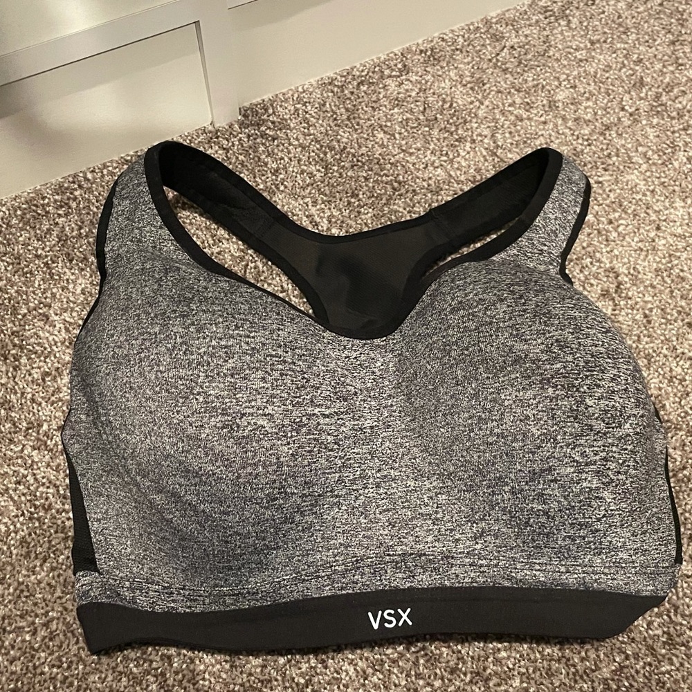 34DDD Victoria Secret Sport Sports Bra Gently Worn